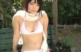 裸マフラー？競泳水着の天使と言われた正統派美少女ＪＫグラドル・佐々木絵里が大胆に挑戦！画像34枚