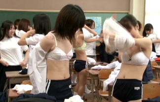 今だと見てるだけで痴漢扱いされそうな、女子校の体育の時間画像！愛でているだけなのに・・・　画像20枚